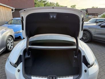 Porsche Taycan Turbo S — photo 24