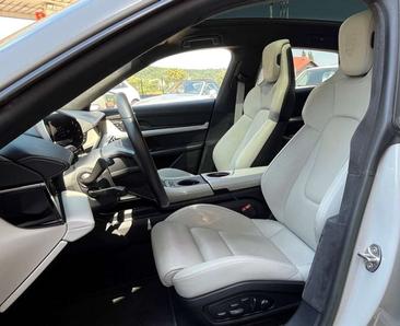 Porsche Taycan Turbo — photo 5