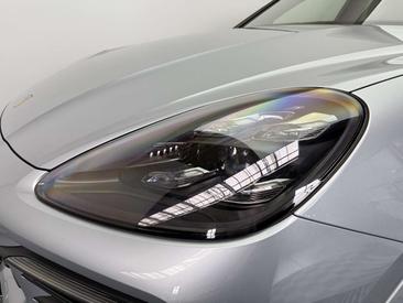 Porsche Cayenne III E-Hybrid — photo 31