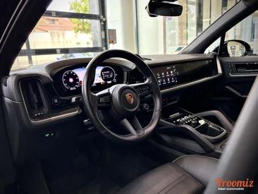 Porsche Cayenne III Turbo — photo 11