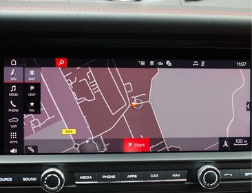 Porsche Macan Electrique S — photo 47