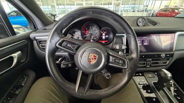Porsche Macan Electrique Base — photo 2