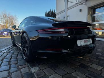 Porsche 991 I GTS — photo 18