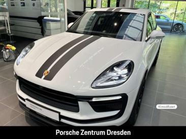 Porsche Macan Electrique S — photo 11