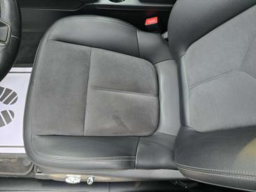 Porsche Macan Electrique Base — photo 10