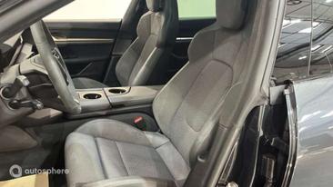 Porsche Taycan Turbo — photo 12