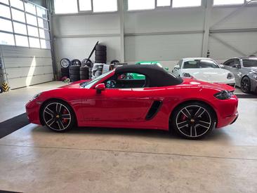 Porsche Boxster GTS — photo 13
