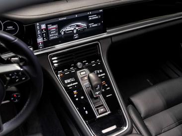 Porsche Panamera II E-Hybrid — photo 32