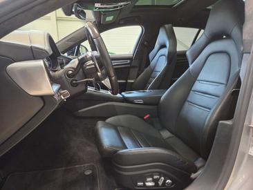 Porsche Panamera II GTS — photo 16