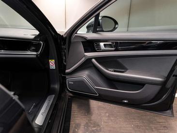 Porsche Panamera II E-Hybrid — photo 38