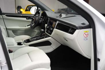 Porsche Macan Electrique S — photo 28