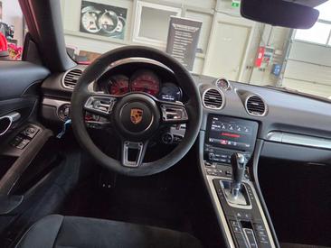Porsche Boxster GTS — photo 30