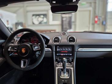 Porsche Boxster GTS — photo 32