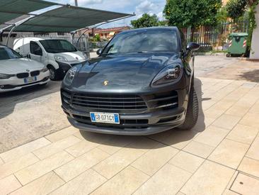 Porsche Macan Electrique Base — photo 35