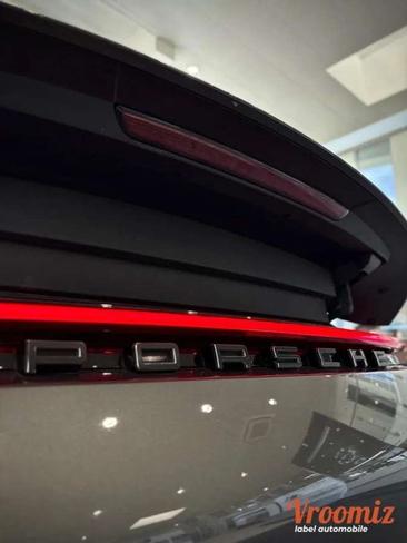 Porsche 992 I Carrera 4S — photo 10