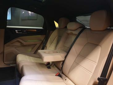 Porsche Cayenne III E-Hybrid — photo 12