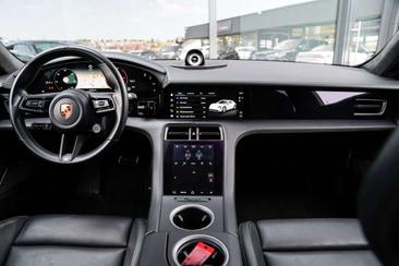 Porsche Taycan Turbo S — photo 12