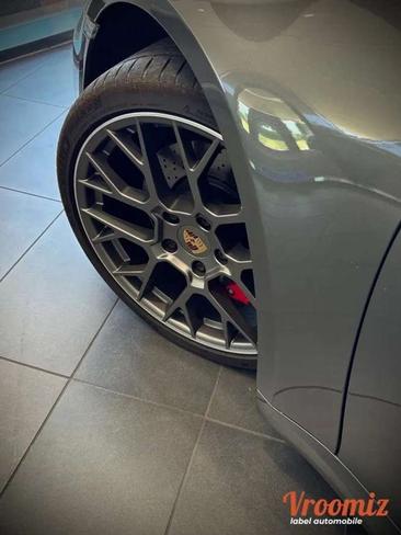 Porsche 992 I Carrera 4S — photo 13