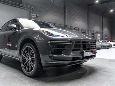 Porsche Macan Electrique Turbo — photo 37