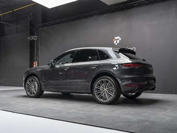 Porsche Macan Electrique Turbo — photo 39