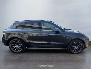 Porsche Macan Electrique Base — photo 8