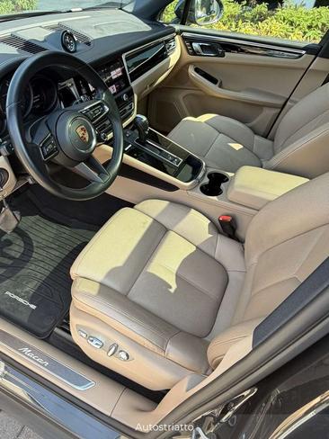 Porsche Macan Electrique Base — photo 9