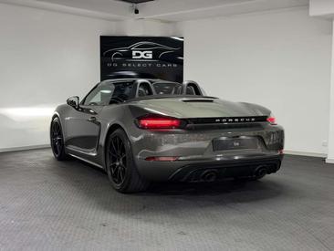 Porsche 718 Boxster GTS — photo 8