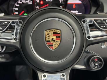 Porsche 718 Boxster GTS — photo 20