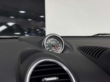 Porsche 718 Boxster GTS — photo 23