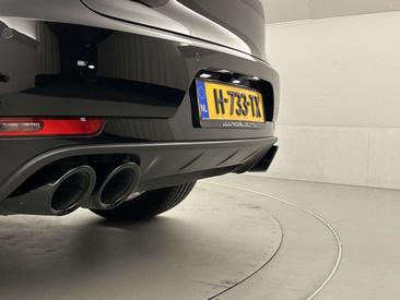 Porsche Macan Electrique Base — photo 6