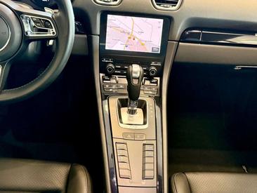 Porsche 718 Cayman — photo 13
