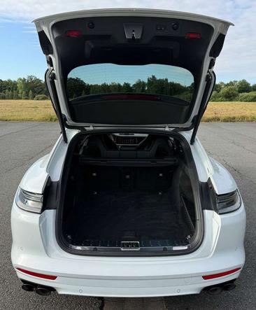 Porsche Panamera II GTS — photo 9
