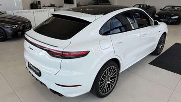 Porsche Cayenne III E-Hybrid — photo 11