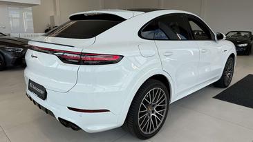 Porsche Cayenne III E-Hybrid — photo 12