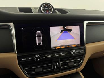 Porsche Macan Electrique Base — photo 26