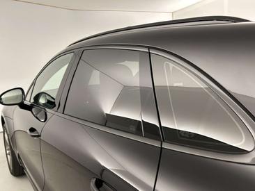 Porsche Macan Electrique Base — photo 37