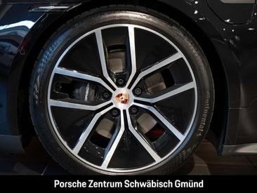Porsche Taycan Black Edition — photo 15