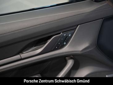 Porsche Taycan Black Edition — photo 20