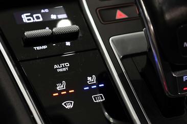 Porsche Panamera II E-Hybrid — photo 28