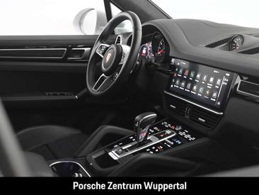Porsche Cayenne III — photo 24