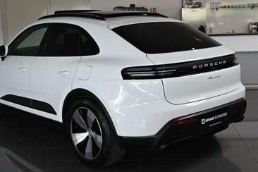 Porsche Macan Electrique 4 Electric 2024 Blanc — photo 35