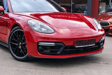 Porsche Panamera II GTS — photo 35