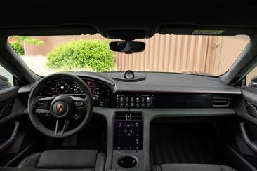 Porsche Taycan GTS — photo 6