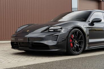 Porsche Taycan GTS — photo 11