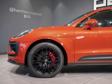 Porsche Macan Electrique S — photo 11