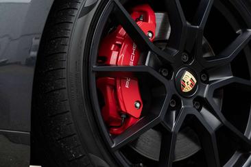 Porsche Taycan GTS — photo 13