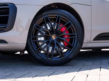 Porsche Macan GTS — photo 7