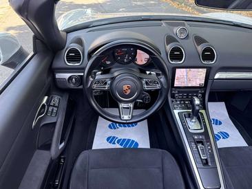 Porsche 718 GTS — photo 9