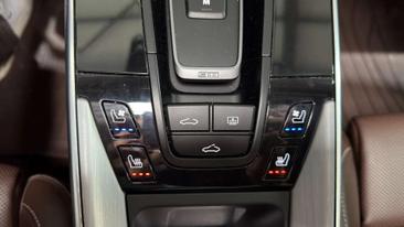 Porsche 992 II Carrera 4S — photo 16