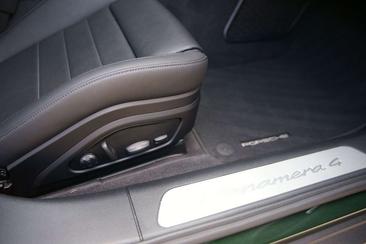 Porsche Panamera II E-Hybrid — photo 17